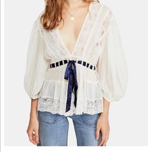 Gorgeous top for spring